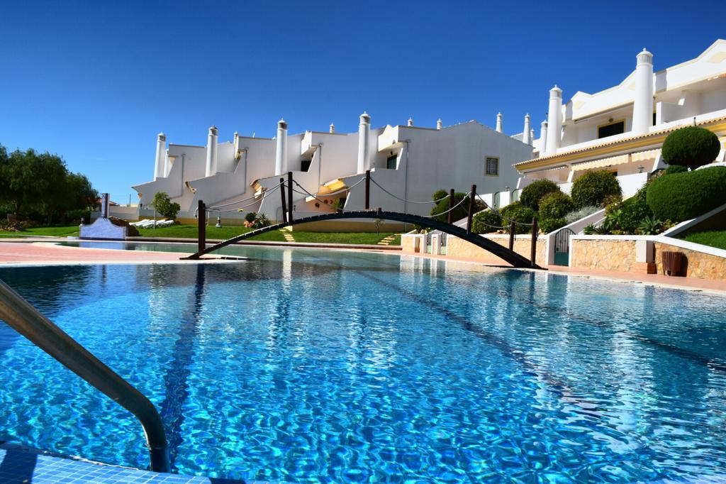 אלבופיירה Townhouse 700M From Sao Rafael Beach מראה חיצוני תמונה
